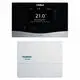 Vaillant Funk-Raumtemperaturregler mit einem digitalen Display zur Temperaturanzeige und Bedienelementen, montiert über einer weißen Wand.